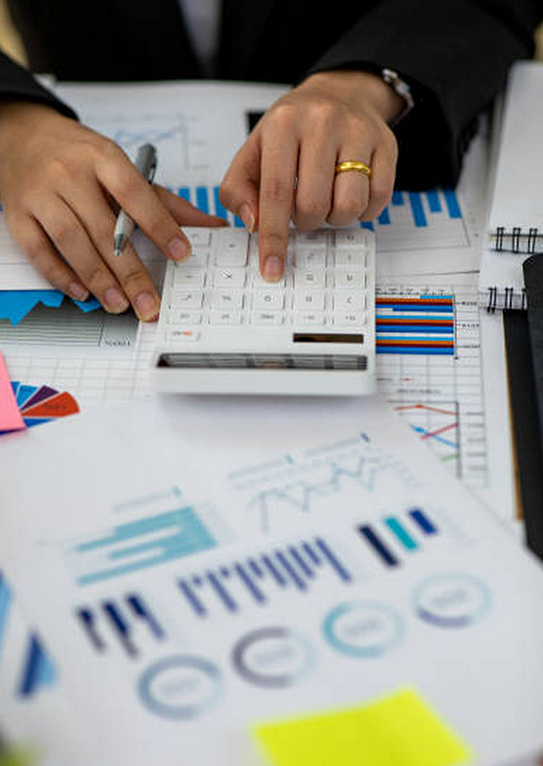 Taxes-Done-Right,-Confidence-All-Year Taxes-Done-Right,-Confidence-All-Year
